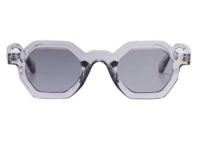 Ivon Grey